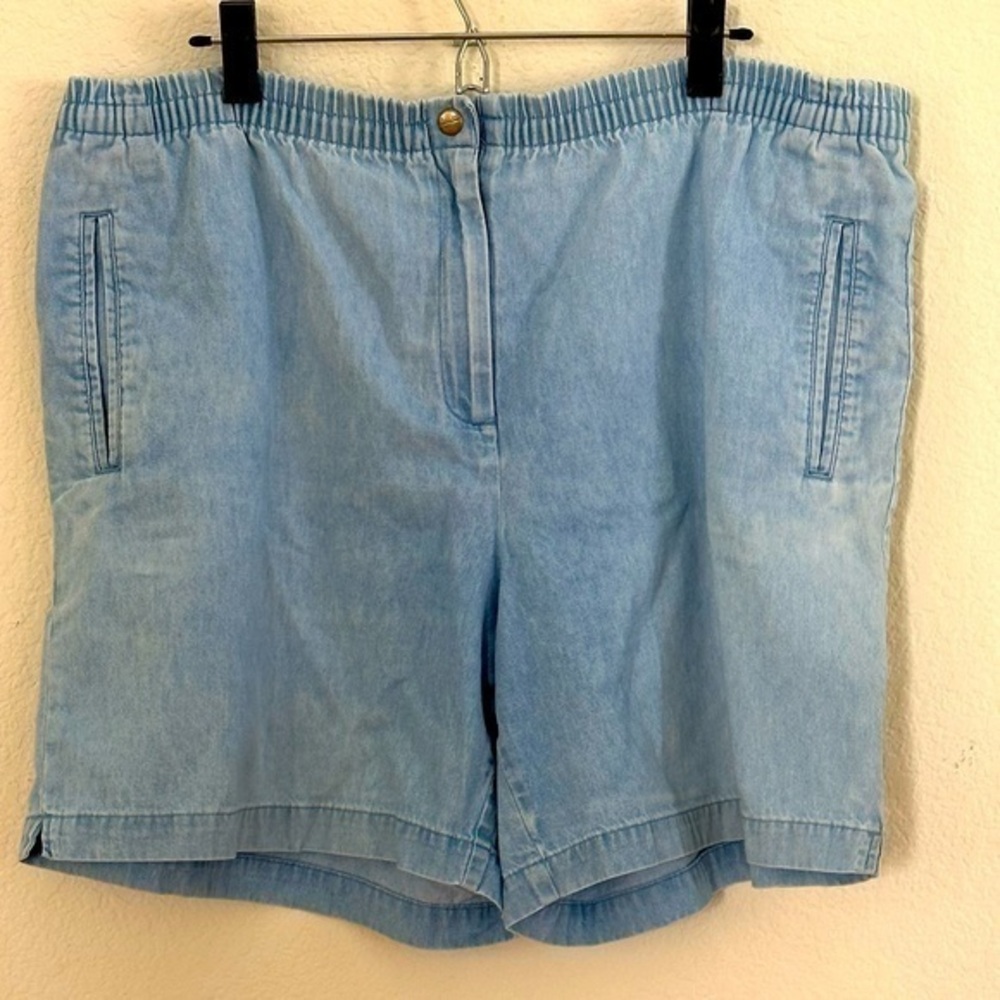 Karen Scott size 18 denim shorts. - Picture 1 of 6